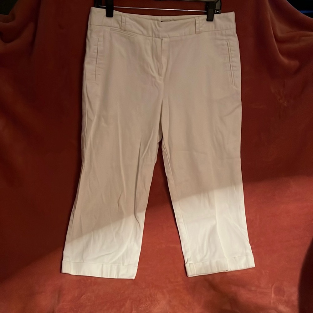 Larry Levine Women’s Cropped Capris